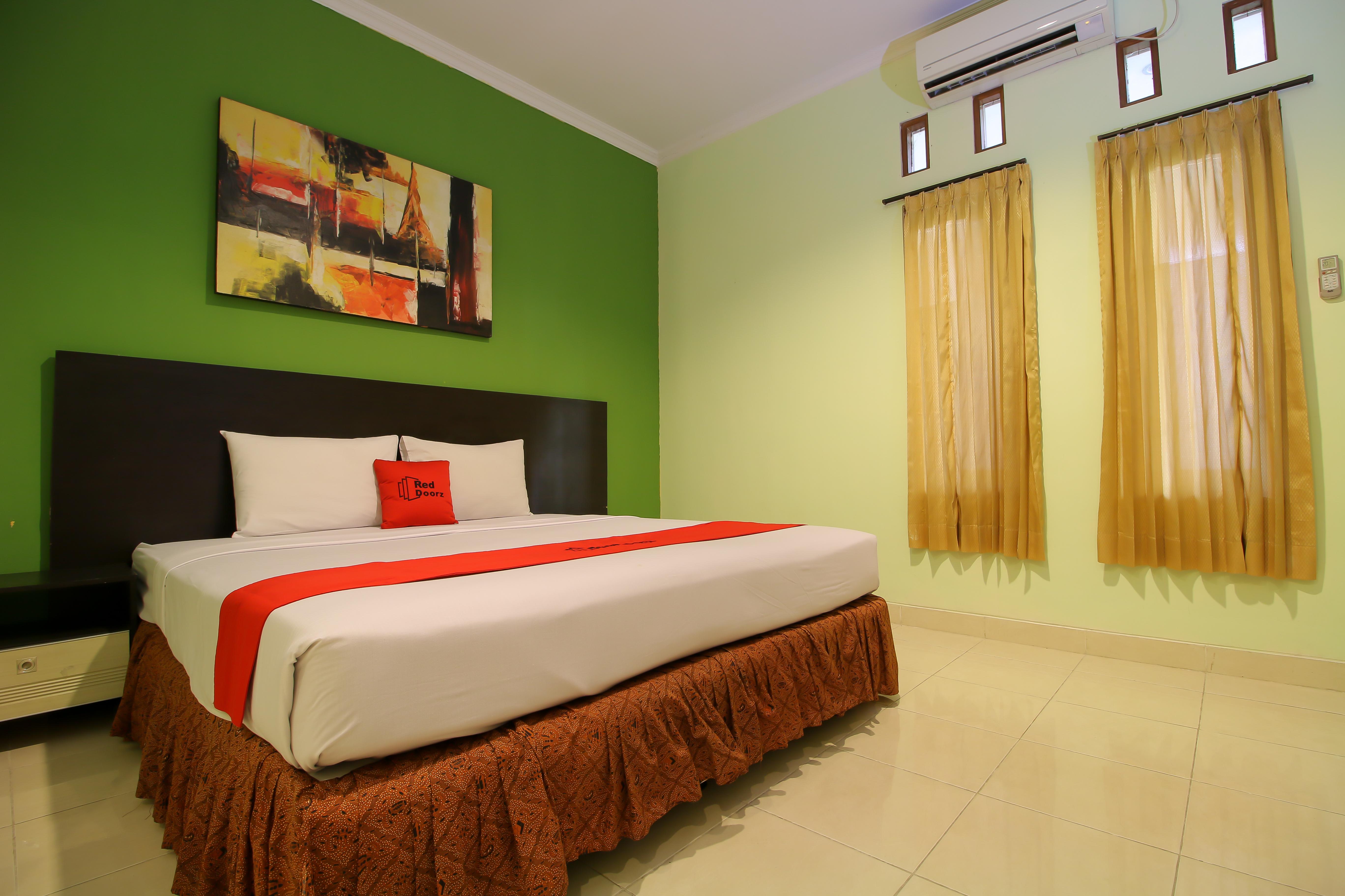 Reddoorz Plus @ Taman Siswa 2 Yogyakarta Extérieur photo