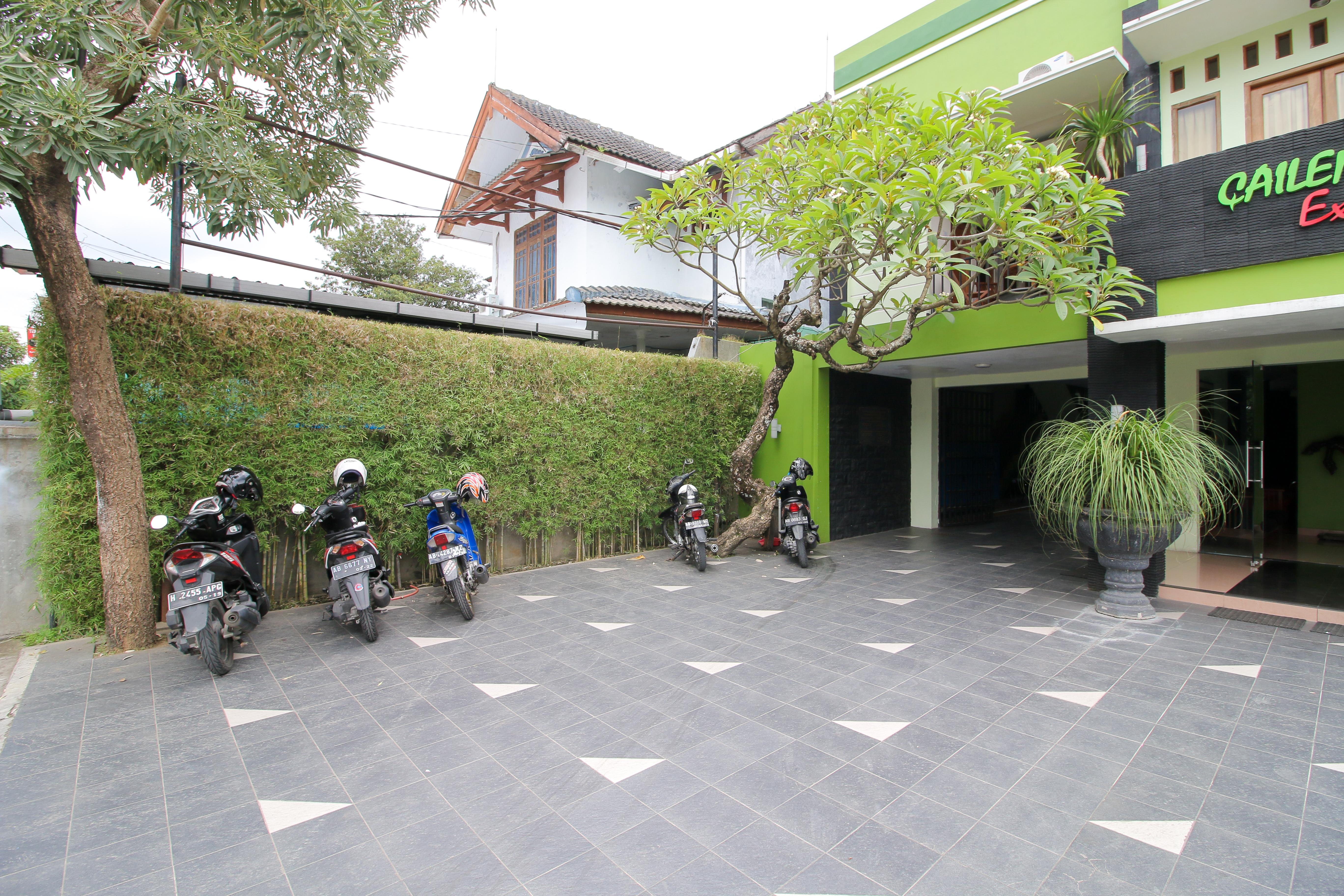 Reddoorz Plus @ Taman Siswa 2 Yogyakarta Extérieur photo