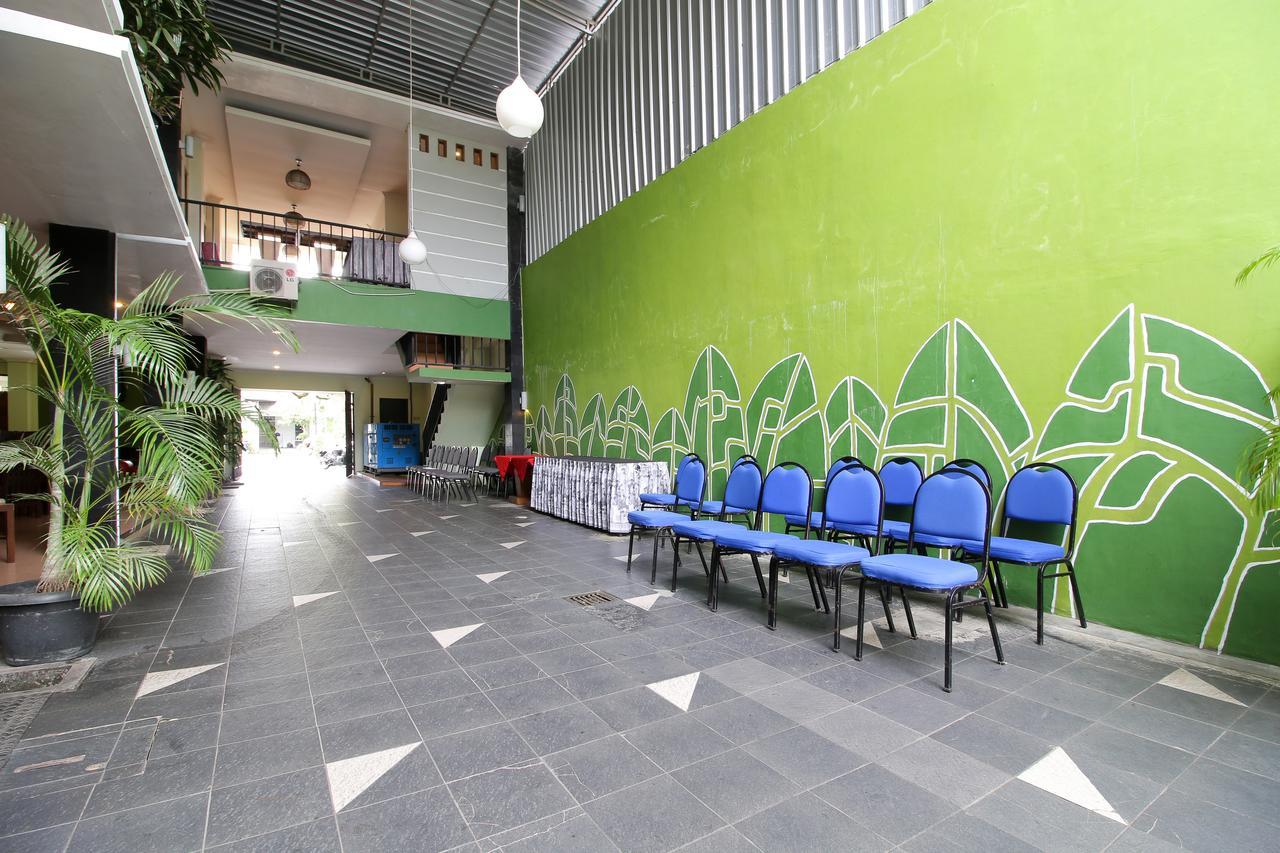 Reddoorz Plus @ Taman Siswa 2 Yogyakarta Extérieur photo